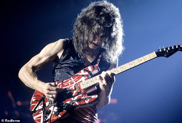 Torok daganattal küzd a 64 éves Eddie Van Halen.